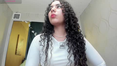 Snapshot of joselyn_sexy_ chatting on February 2025 05:09:01 PM Katalina online show from February 2025 05:09:01 PM