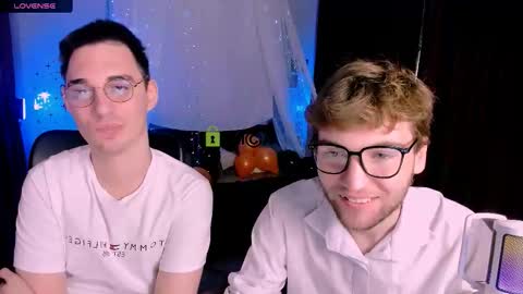 joseph_bear_ online show from October 2025 08:13:02 PM