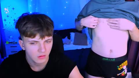 joseph_bear_ online show from December 2025 08:58:01 PM