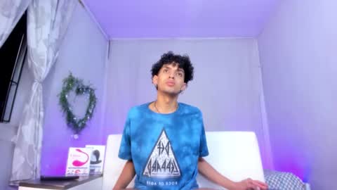 Jose online show from October 2025 07:22:01 PM