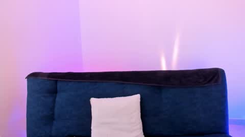 Josh  Val online show from October 2025 07:54:01 PM