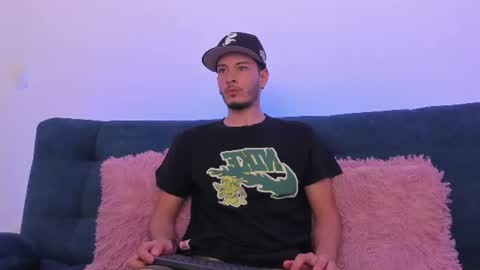 Snapshot of josh_and_val chatting on July 2026 01:08:02 AM Josh Val online show from July 2026 01:08:02 AM