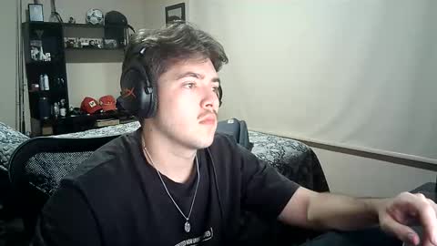 Josh online show from November 2025 11:15:01 PM