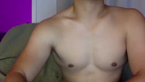 joshasian0713 online show from April 2026 10:36:01 AM