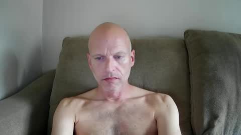 joshking2017 online show from October 2025 04:13:01 PM