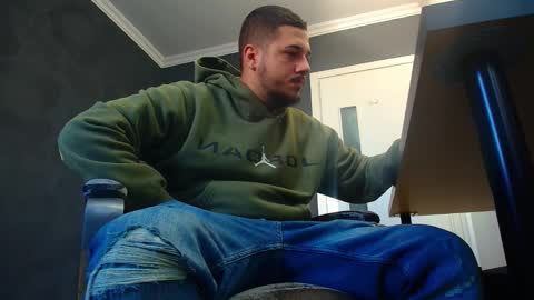 Snapshot of joshknights chatting on September 2025 05:20:02 AM JoshKnight online show from September 2025 05:20:02 AM