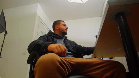 Snapshot of joshknights chatting on October 2025 04:53:02 AM JoshKnight online show from October 2025 04:53:02 AM