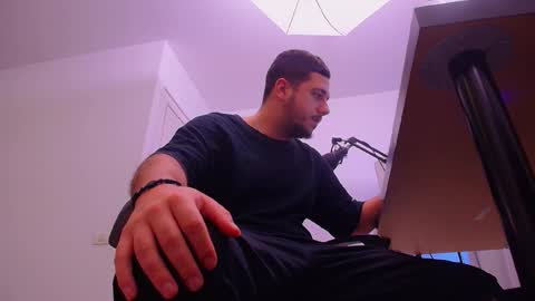Snapshot of joshknights chatting on October 2025 04:56:01 AM JoshKnight online show from October 2025 04:56:01 AM