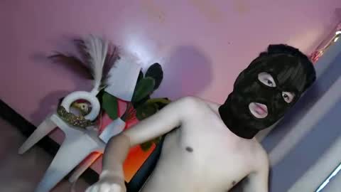 joshlee1720 online show from June 2026 06:27:01 AM