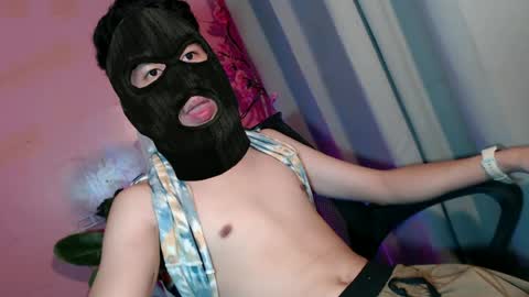 joshlee1720 online show from June 2026 07:05:02 PM