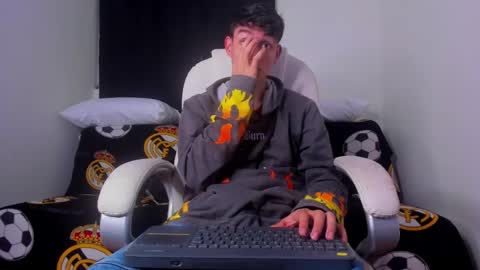 Josh online show from December 2024 01:10:01 AM