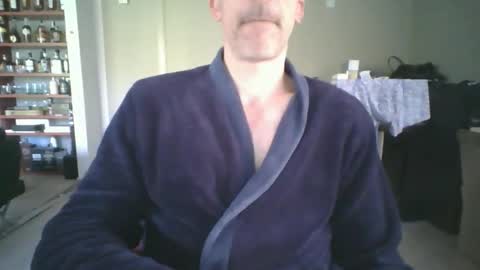 joshua154197 online show from April 2026 06:35:02 AM