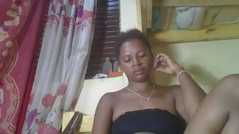 josiane online show from October 2025 03:40:02 PM