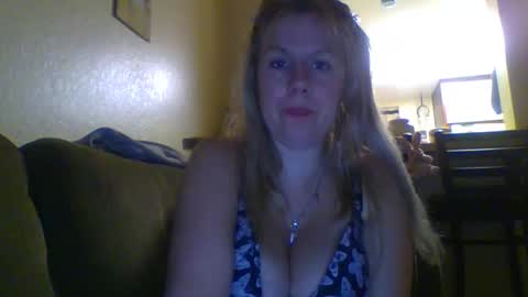Lana Caruso online show from October 2025 06:04:01 AM