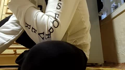 jostign online show from November 2025 07:02:01 PM