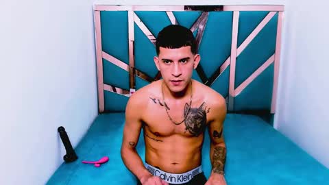 Snapshot of josue_linares chatting on September 2025 02:48:02 AM josue_linares online show from September 2025 02:48:02 AM