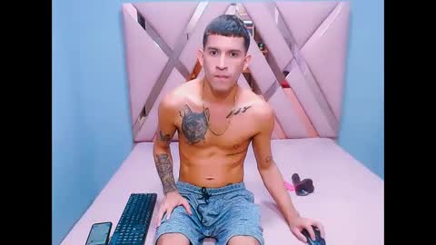 Snapshot of josue_linares chatting on September 2025 07:40:02 PM josue_linares online show from September 2025 07:40:02 PM