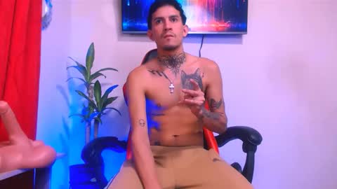 Snapshot of josue_linares chatting on June 2026 12:29:01 PM josue_linares online show from June 2026 12:29:01 PM