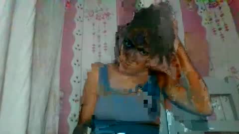 Snapshot of josy918592 chatting on May 2026 06:47:02 PM josy918592 online show from May 2026 06:47:02 PM