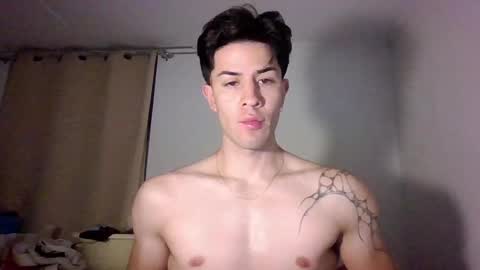 jotarojas1 online show from December 2024 04:54:02 AM