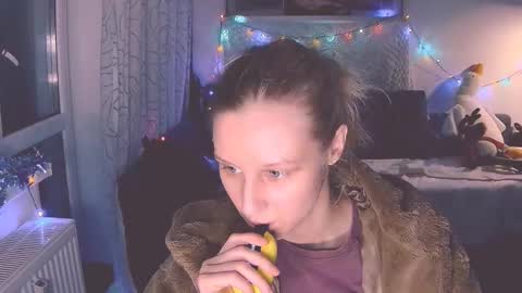 joy_keys online show from December 2024 03:00:02 PM