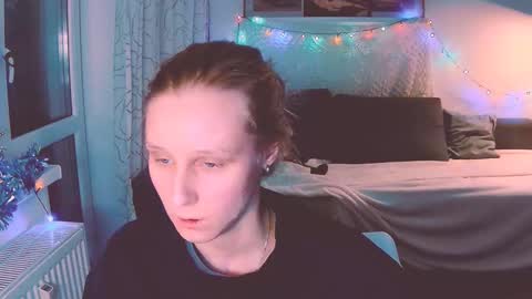 joy_keys online show from December 2024 06:02:02 PM