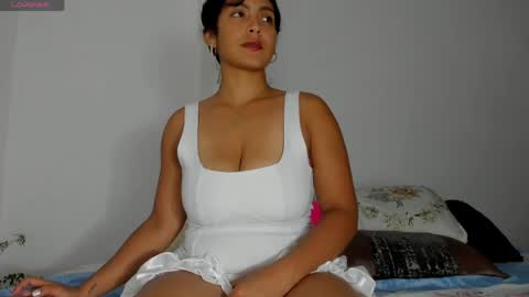 sofiaparker8 online show from April 2026 04:44:02 AM