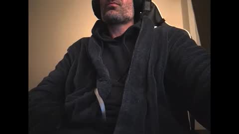Snapshot of jozefski chatting on October 2025 04:00:01 AM Jozefio online show from October 2025 04:00:01 AM