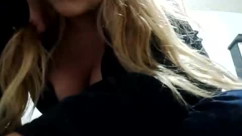 Snapshot of jozy_ness chatting on December 2025 04:43:01 AM Jozy Ness online show from December 2025 04:43:01 AM