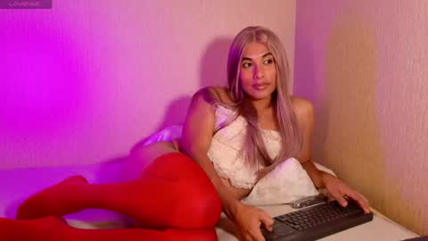 Danae online show from April 2026 05:45:02 AM