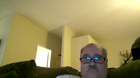 jr8in online show from February 2025 02:40:01 AM