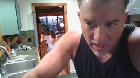 Snapshot of jroge21 chatting on January 2025 01:10:02 AM jroge21 online show from January 2025 01:10:02 AM