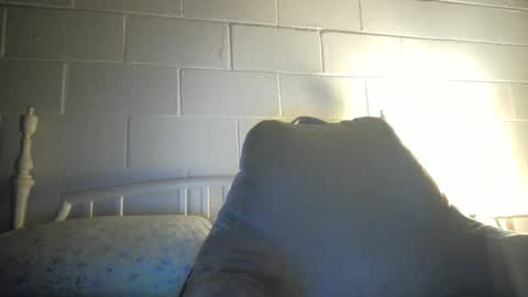 Snapshot of jryan90 chatting on June 2026 06:15:01 AM Jim online show from June 2026 06:15:01 AM