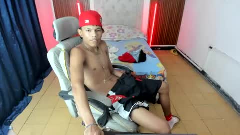 Snapshot of juan_mhata chatting on June 2026 12:14:01 AM Juan Mhata online show from June 2026 12:14:01 AM