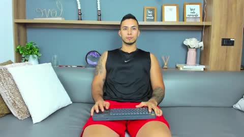 juan_muscle online show from March 2025 12:18:02 AM