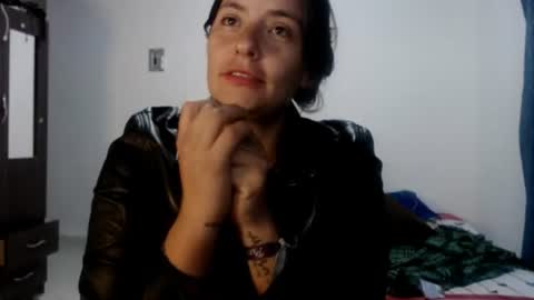 Snapshot of juana_monte chatting on June 2026 01:54:01 AM juana_monte online show from June 2026 01:54:01 AM