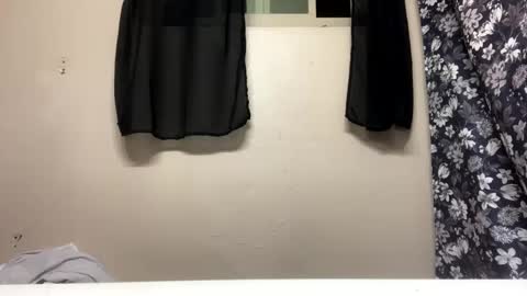 Snapshot of juandingo69 chatting on January 2025 04:20:01 AM juandingo69 online show from January 2025 04:20:01 AM