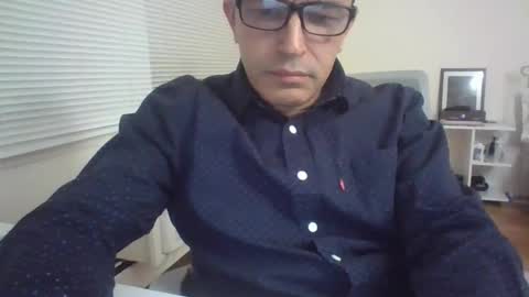 juanearth1 online show from January 2026 10:37:01 PM