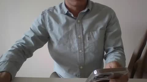 juanearth1 online show from April 2026 09:38:01 PM