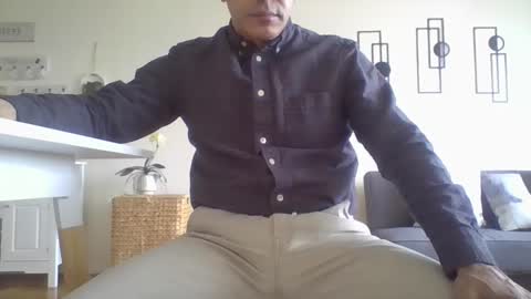 Snapshot of juanearth1 chatting on April 2026 09:32:02 PM juanearth1 online show from April 2026 09:32:02 PM