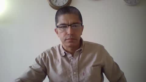 Snapshot of juanearth1 chatting on May 2026 10:37:01 PM juanearth1 online show from May 2026 10:37:01 PM