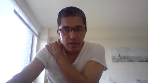 Snapshot of juanearth1 chatting on June 2026 09:50:02 PM juanearth1 online show from June 2026 09:50:02 PM