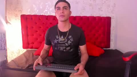 Snapshot of juanga_briel chatting on July 2026 12:19:01 PM JUAN GABRIEL online show from July 2026 12:19:01 PM