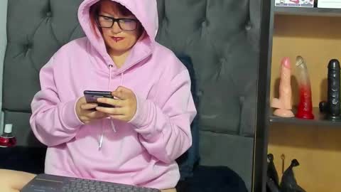 Snapshot of juanita_69_ chatting on February 2025 10:04:01 AM juanita online show from February 2025 10:04:01 AM