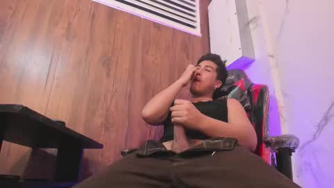 JUAN  online show from November 2025 11:13:01 PM