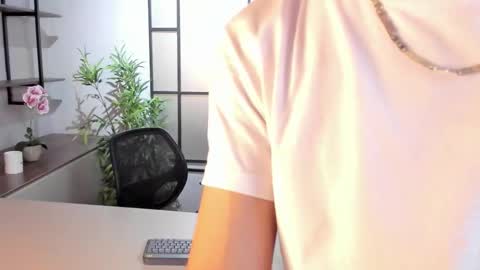 Snapshot of juanse_colling chatting on February 2026 07:45:02 PM Juanse Colling online show from February 2026 07:45:02 PM