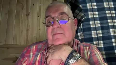 Snapshot of juantricker chatting on May 2026 07:08:01 PM Juan online show from May 2026 07:08:01 PM