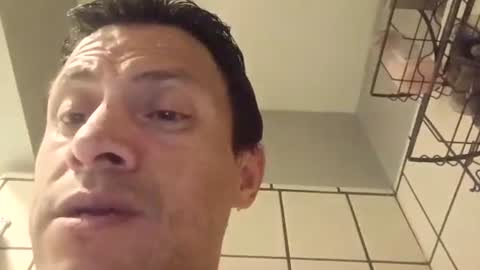 Snapshot of jugg3 chatting on February 2026 11:03:01 AM Carlos online show from February 2026 11:03:01 AM