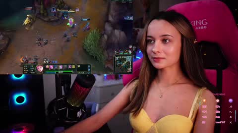 Angelina online show from February 2025 10:53:02 PM