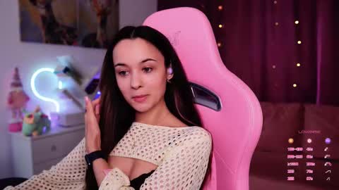 Angelina online show from September 2025 10:04:02 AM